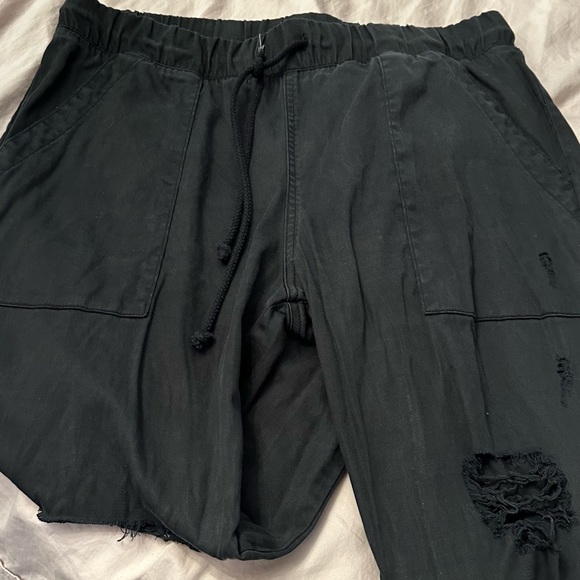 BELLA DAHL VINTAGE BLACK POCKET JOGGERS - Picture 4 of 5